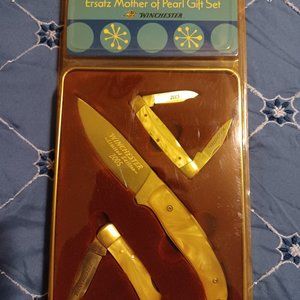 Collectible 2005 Ersatz Mother Of Pearl Limited Edition